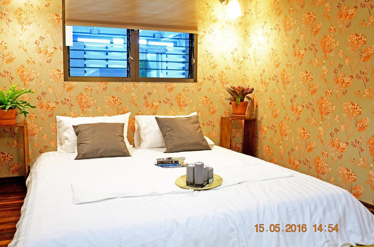 Goodfellas Thong Lo Hostel #Check In Time Needed# Bangkok Eksteriør billede